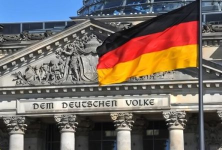 نهاد مالی آلمان: ورود به رکود