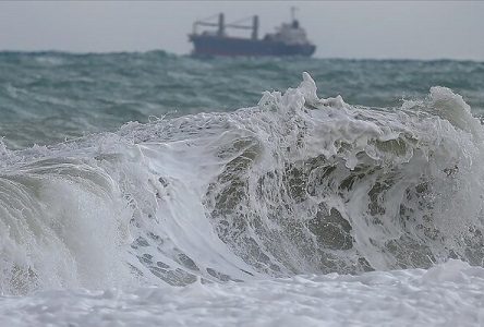 فردا شمال خلیج فارس و تنگه هرمز آشوبناک خواهد بود.