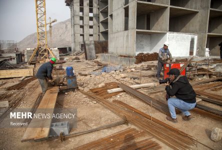 تأثیر ایجاد واحدهای مسکونی با ابعاد ۲۵ متری بر قوانین مرتبط با تولد فرزندان