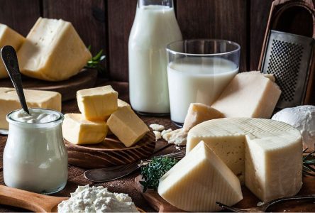 هر کیلوگرم پنیر لیقوان با قیمت ۱۷۷ هزار و ۹۰۰ تومان به فروش می‌رسد.
