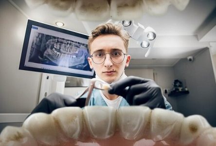 ایمپلنت دندان: تعریف آسان و روش اجرایی