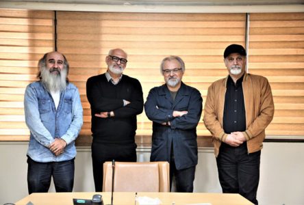 بازنویسی عنوان به فارسی:
۳ نمایش دانشجویی برجسته در چهل و دومین جشنواره صحنه نمایش فجر