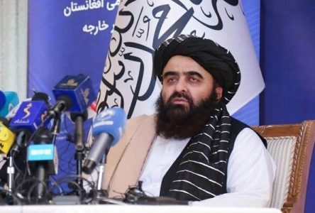 مسافرت وزیر خارجه طالبان به ایران به فارسی: مسافرت وزیر امور خارجه طالبان به ایران