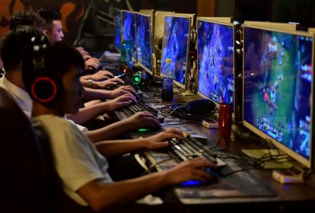 چین حمایت از توسعه صحیح تولیدی بازی‌های آنلاین می‌کند.
