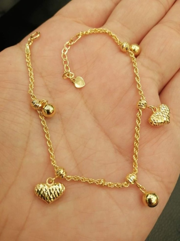 دستبند طلا زنجیری آویزدار زیبا