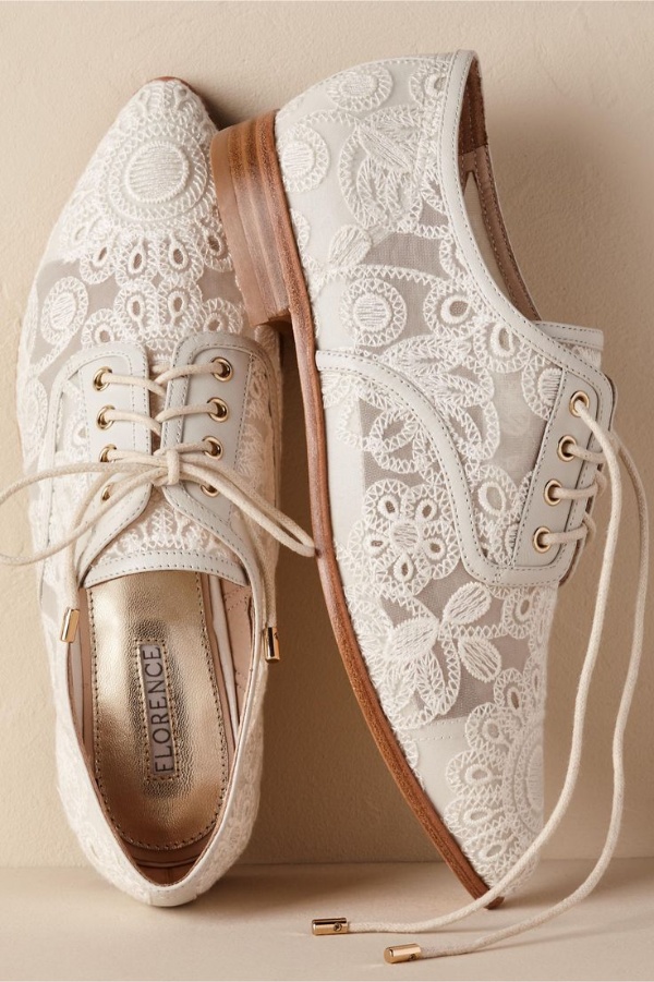 مدل کفش اسپرت و پاشنه کوتاه عروس زیبا