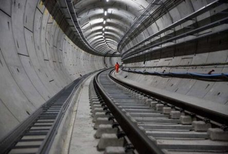 ساخت و ساز قطار مترو ملی با ۳ واگن پرسرعت و ۱۱۳ عدد قطار