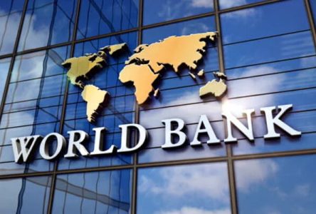 بانک جهانی: رشد فروش خارجی منابع هیدروکربن ایران تأثیرگذار بر رشد مالی شد.