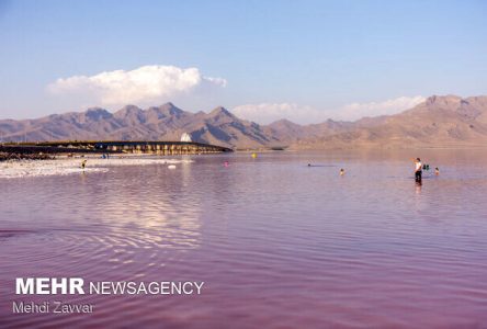 حجم منابع آبی دریاچه ارومیه به ۱۴۰۰ میلیون مترمکعب رسید