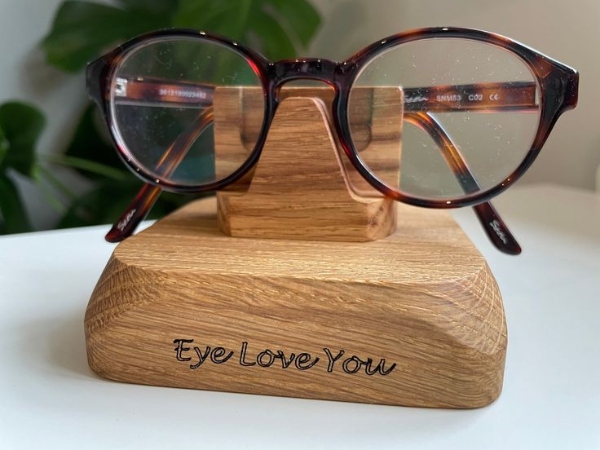 مدل هولدر چوبی عینک زیبا