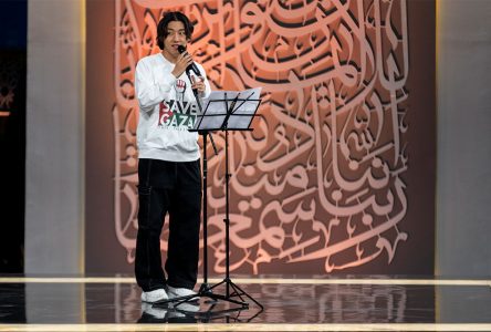 خواننده کره‌ای به “محفل” می‌آید: از قصه مسلمانی تا شوخی با داوران