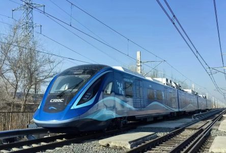 آزمایش قطار هیدروژنی چینی با سرعت ۱۶۰ کیلومتر بر ساعت