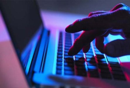 حملات سایبری زیر تیربار حکومت فرانسه