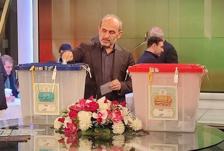 رییس صداوسیما رای خود را به صندوق انداخت گزینه‌ای منتخب است